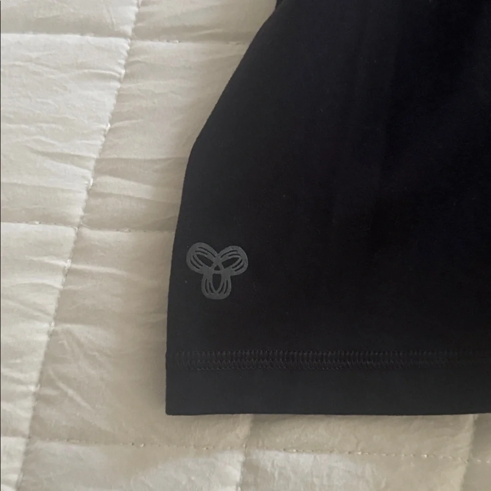 Aritzia TNA romper - Picture 4 of 4